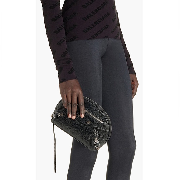 BALENCIAGA Small Le Cagole Leather Clutch - Picture 2 of 13